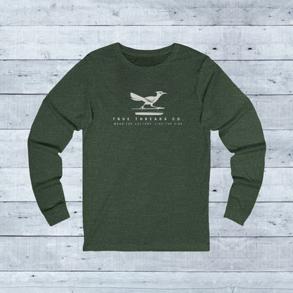 True_Threads_Heather_Forest_Classic_Long_Sleeve_-_Grey_Wood_Background